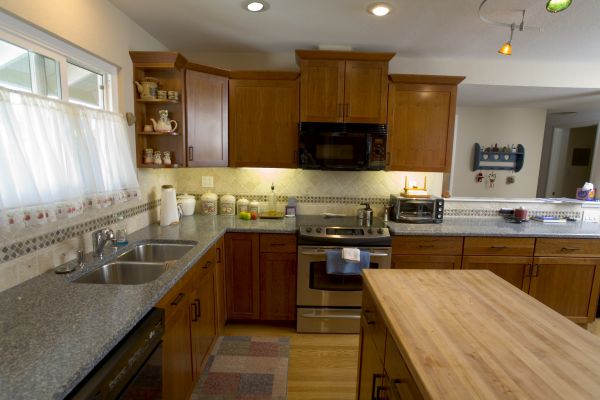 Cherry Cabinet Remodeling in Queen Creek